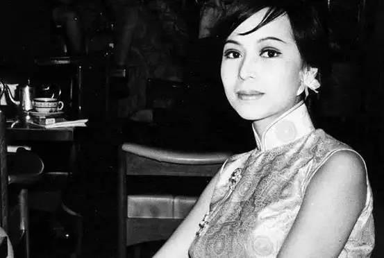 此人是亚洲第一艳星，全裸出镜，当过间谍，后成中国卫星导航之母