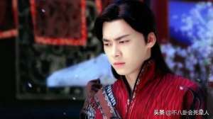 面瘫男(娱乐圈5位的木头帅哥，演技毫无灵气，看得人脚趾抓地)