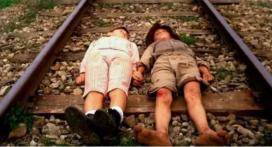 西方阶级斗争教科书：被封禁的《1900》