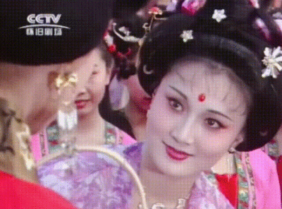 12版杨贵妃，一颦一笑皆风情，谁撑起了唐朝第一美，谁在滥竽充数