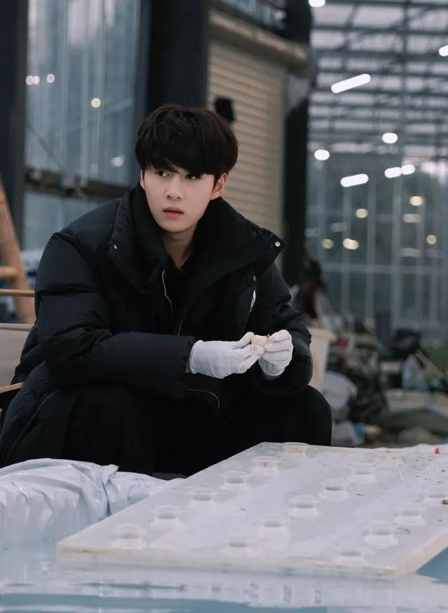 《种地吧》里的卓沅：成长在田园间的希望之光