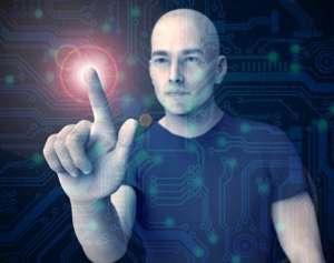 简佳(AI主持人不可怕，可怕的是真人播报越来越“AI化”)