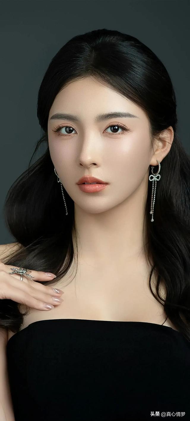 超清女神壁纸（99）李若希