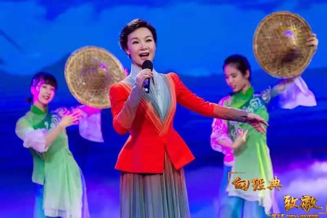 向经典致敬!你是否还记得电影《海霞》