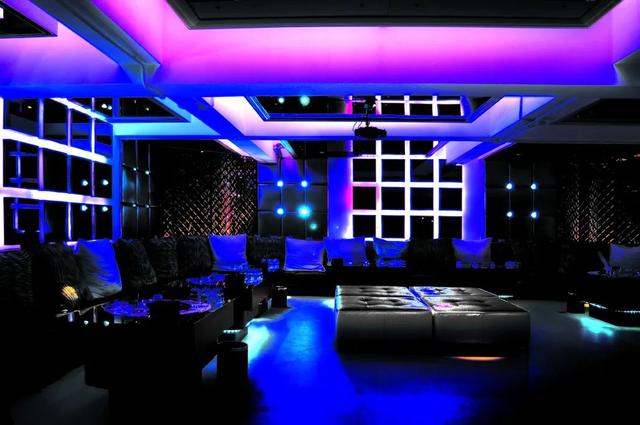 酒吧,夜总会,夜店,会所的区别