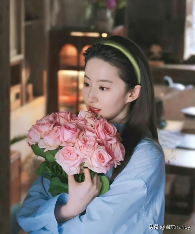 湖北盛产美女！15位湖北女明星，优雅大气，美丽动人