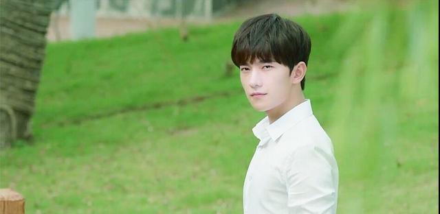 杨洋的真实学历曝光，娱乐圈还有很多学渣