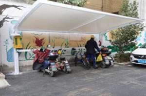 魏子涵(金山这里的居民竖起大拇指→)