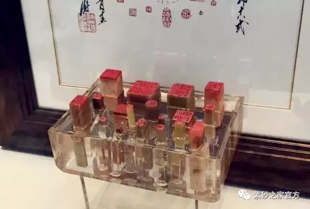 2.3万购壶王，1亿不卖，他富可敌国，却身无分文