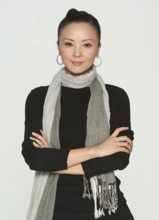 12版杨贵妃，一颦一笑皆风情，谁撑起了唐朝第一美，谁在滥竽充数