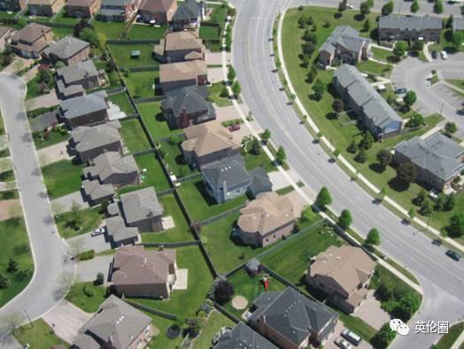 那些年被插头支配的恐惧!美国人黑起英国来太到位……