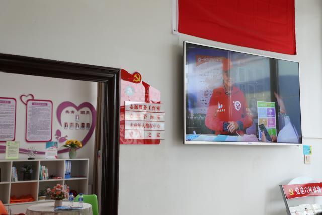 麒麟：“九有”标准 打造示范志愿服务站