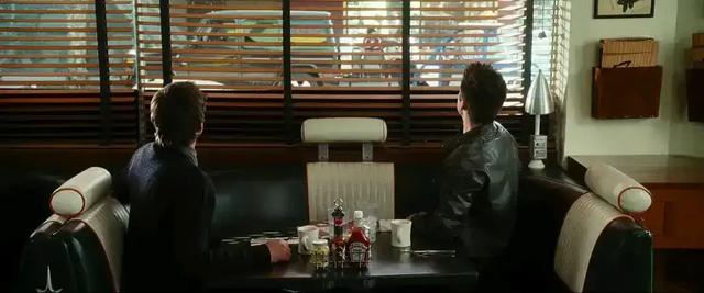 美国大尺度“三级片”《蔓延》剧情层层递进，看完直呼过瘾！