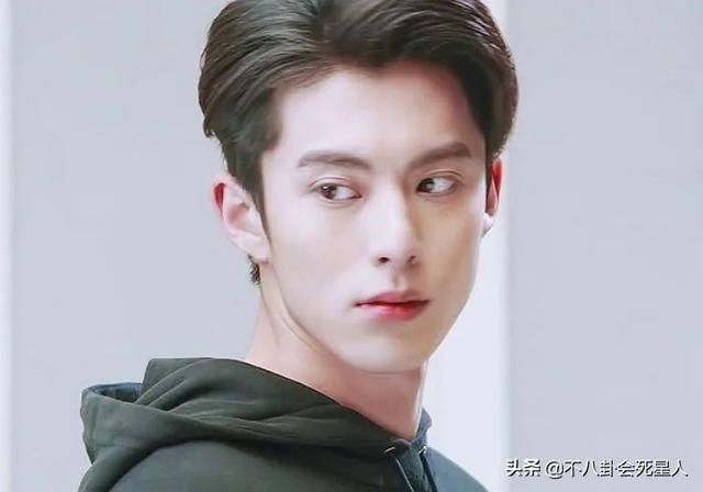 娱乐圈5位的木头帅哥,演技毫无灵气,看得人脚趾抓地