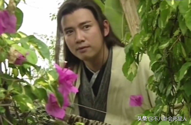 TVB的“斯文败类”，因咸猪手事件退圈，如今卖保险发福变肿