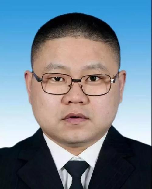 南湖区拟提拔任用（转任重要岗位）领导干部任前公示