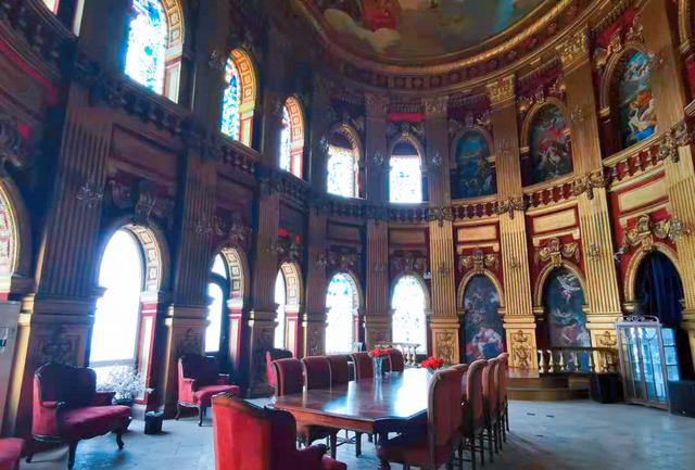 真实存在！《西虹市首富》里的土豪酒店，耗资6亿住一晚500元