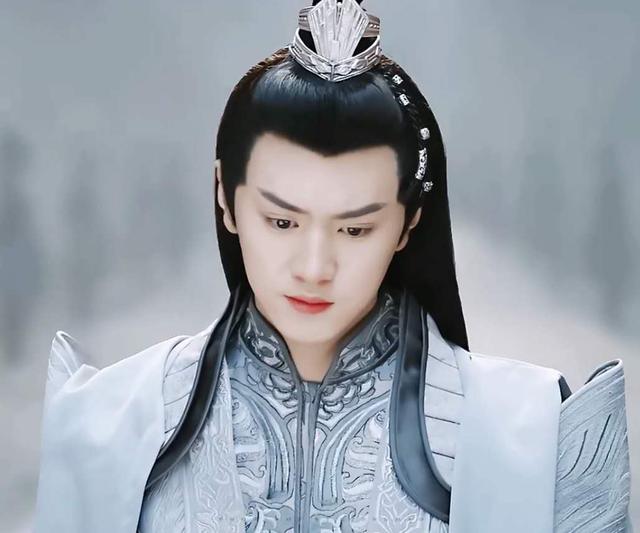 两年三部古装，从《踏火行歌》到《凤唳九天》，陈哲远未来可期