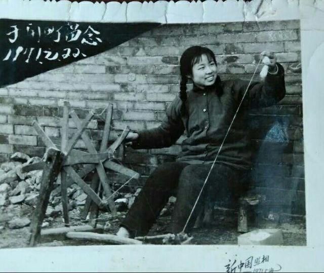 上海知青40年后重返乡村 这些老照片讲述他们怎样的青春