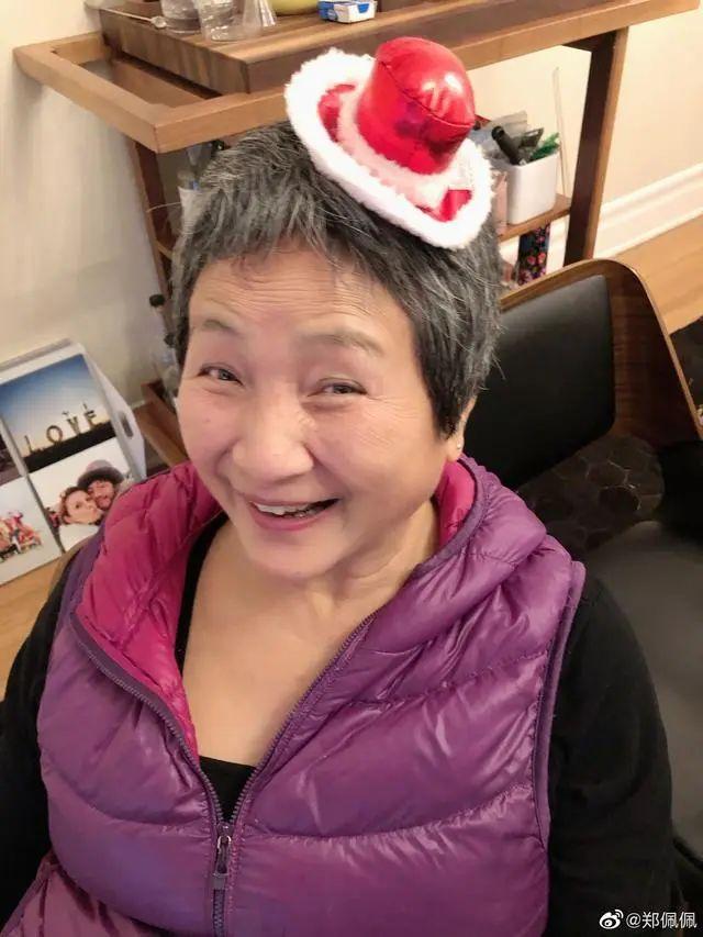 知名演员郑佩佩去世,“华夫人”走了……