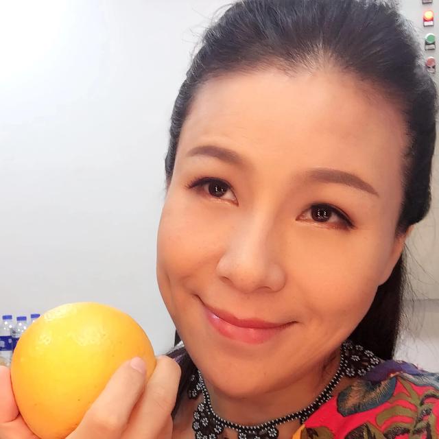 陈岚说:大S纯白得人间不配拥有!多扎心的话语,却一针见血