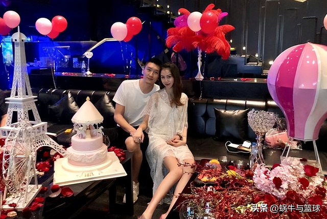 最特殊的后卫,获得3500万元却打不了球,和CBA最美太太分居多年