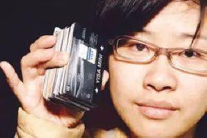 “卡奴”到“卡神”，杨蕙如是怎么落网的