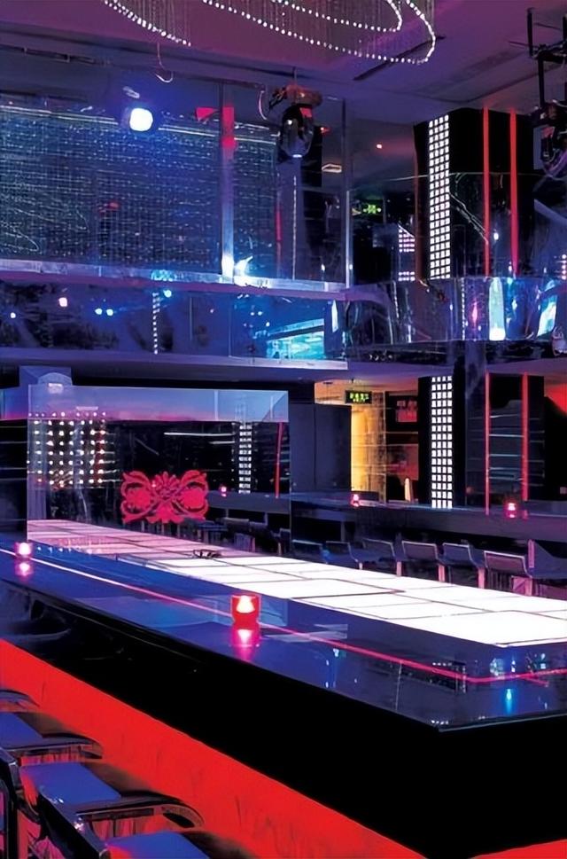 酒吧,夜总会,夜店,会所的区别