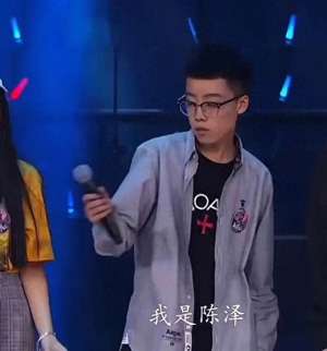 马思唯身高(24岁东北普通小伙竟开兰博基尼urus？看完你就明白了)