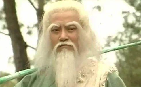 金庸去世一周年:年岁渐大,再读金庸,渐渐意识到那个武侠世界的幻梦本质,但甘愿沉溺其中