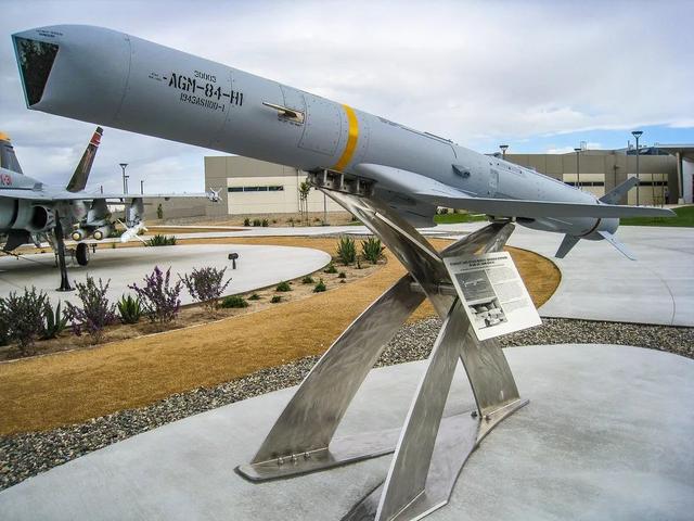 央视曝光，歼-16战斗机“神技”，电影《壮志凌云》剧情成现实？