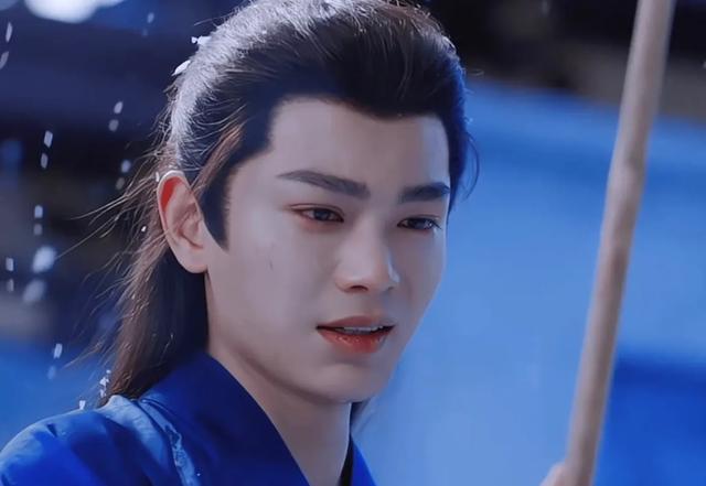 战火纷飞中重生，《山河枕》带你领略丁禹兮的演技爆发！