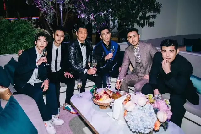 新晋少年感男友许光汉，又一个穿搭模板可以学了