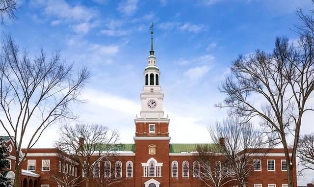 主持人曾子墨：嫁上司4年生2胎，结婚18年，如今活成人生赢家