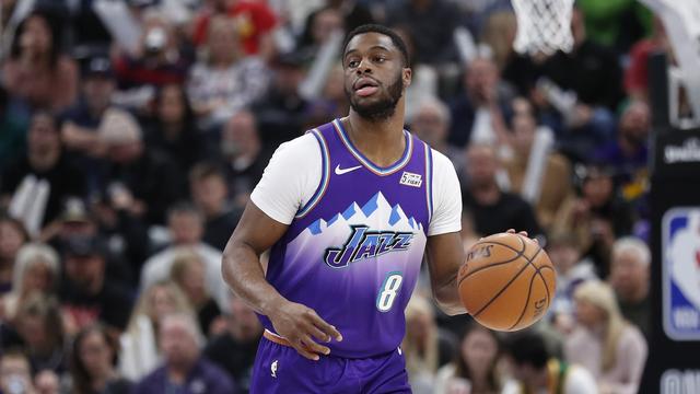 约基奇8年前坐稳首发后队友今何在？6人来过CBA 高圆圆正练习柔术