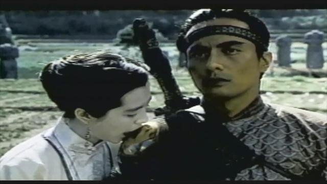 1990年，王祖贤与单立文上演大尺度对手戏，因太吓人被禁映