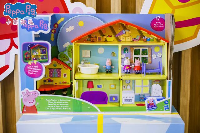 这只火遍世界的粉红小猪,今年将带来这些重磅惊喜