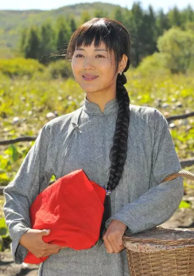 “老实人”陈建斌的负心往事，和他交往的4个女神