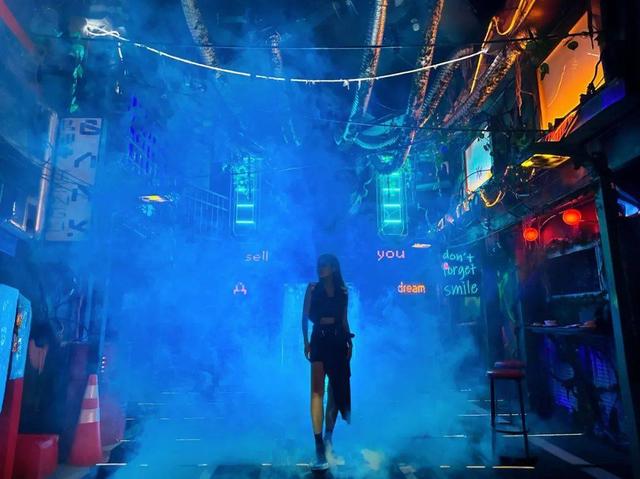 沉浸式剧场内卷:从小剧场到大庄园