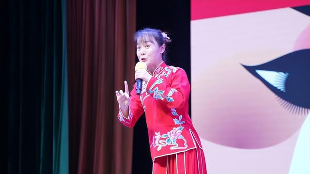 第十届秦腔艺术节“梨园大讲堂”开讲 ：李树建为戏曲“后备力量”解析艺术之路