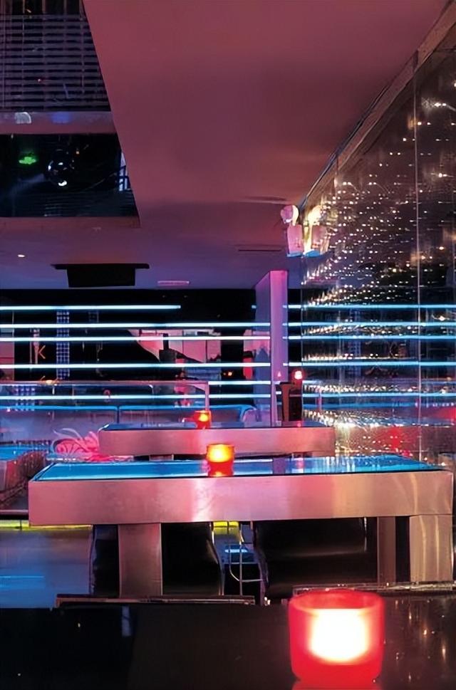 酒吧,夜总会,夜店,会所的区别