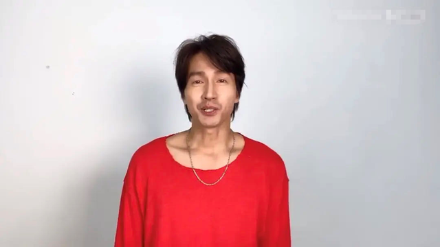 43岁言承旭近照曝光，暴瘦到两颊凹陷锁骨凸出，被指像工地打工仔