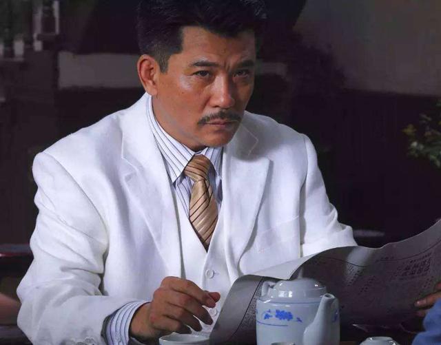 历届金鸡奖影帝名单，33位都是实力派演员，但好多大家并不熟悉