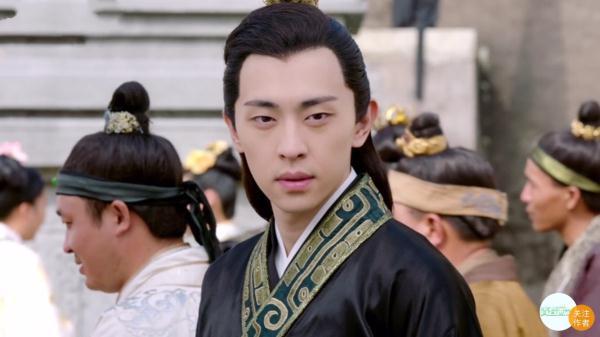 封神演义:妲己看到杨戬和小娥穿情侣装出现,内心崩溃和子虚暧昧