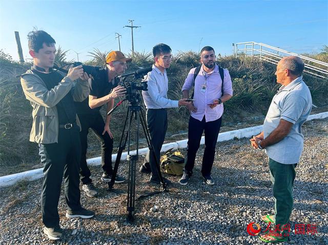 人民日报和巴西媒体联合采访拉开序幕