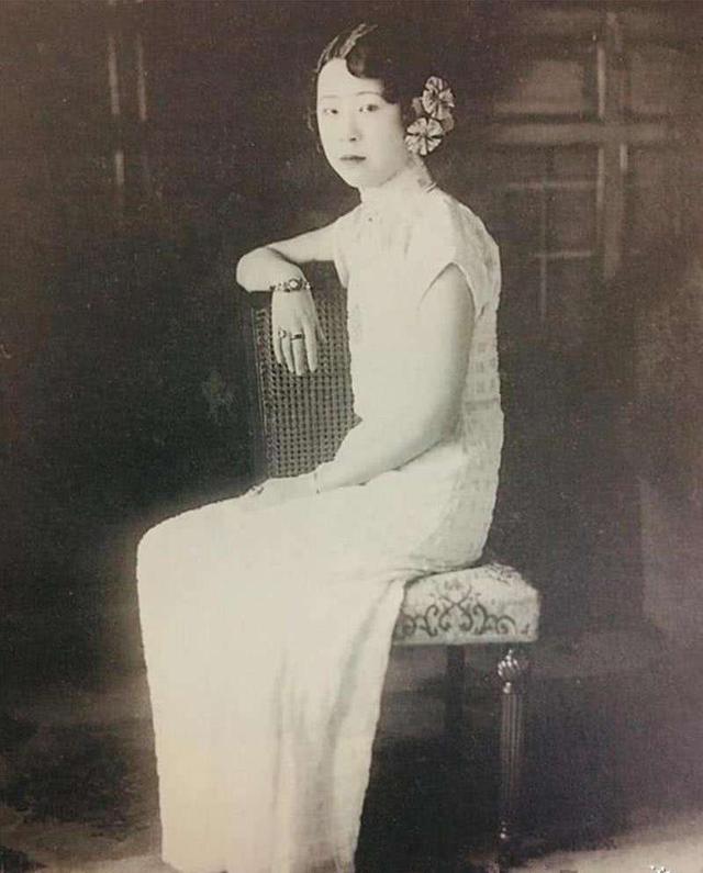 吴京原来出身贵族，那英是慈禧的后裔？曾经的满族八大姓都去哪了