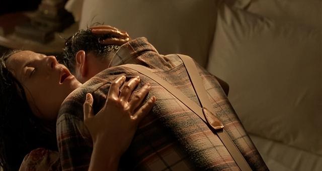 5部荷尔蒙爆棚的高分欧美尺度电影，清场拍摄，全果上阵！