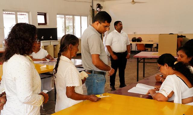 人物|斯里兰卡新总统:左派活动家的“变革”与“中庸”之道