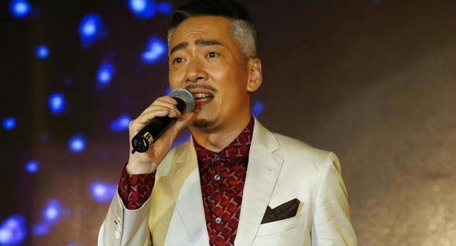 麦子杰：领奖前夜父母惨遭杀害，含泪唱完歌退出乐坛，如今怎样