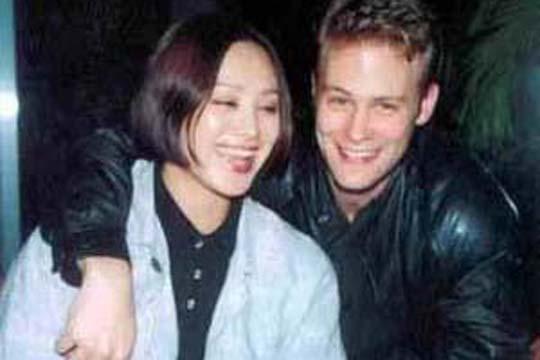 亚洲天后滨崎步在抖音翻红:我生了孩子,但我永远不会结婚